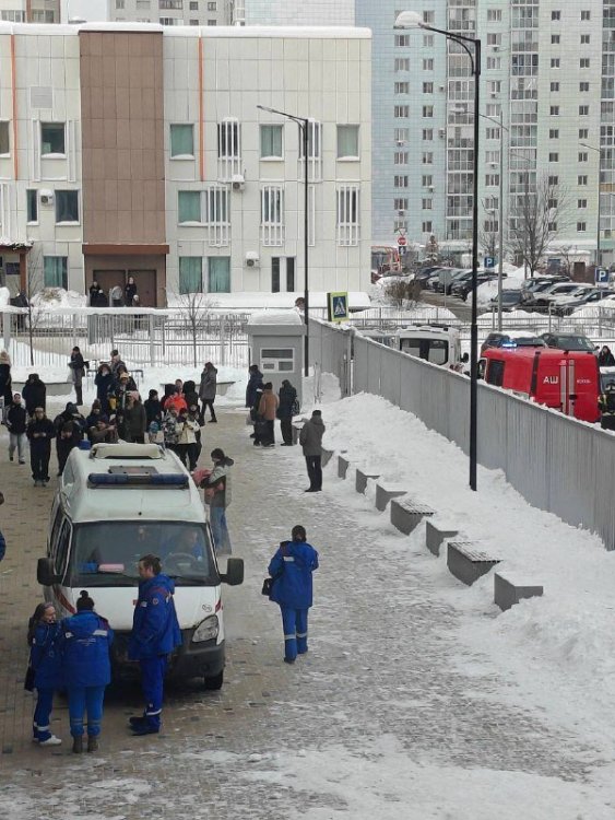 fDS_Poax5_pmrESJgQEk0D6zltva3sezlsZmDyk-